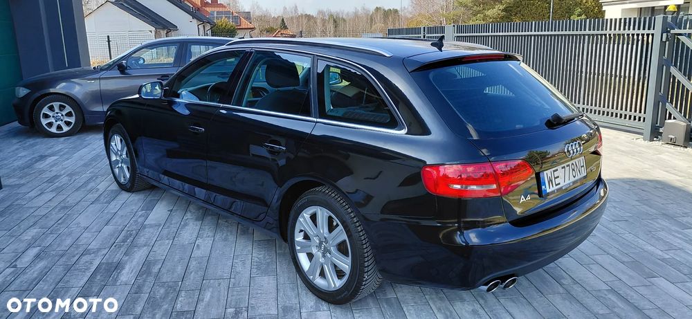 Audi A4 Avant 2.0 TDI - 32