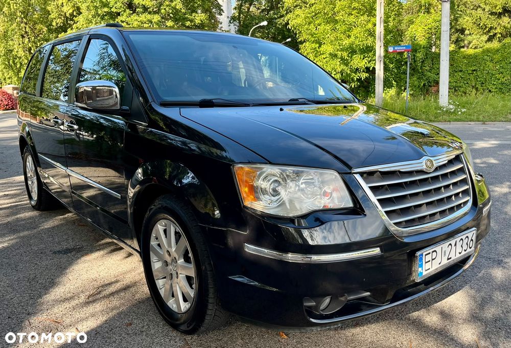 Chrysler Grand Voyager - 12