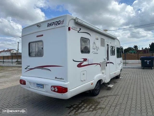 Rapido Serie 9m 985F  Cama Garagem - 3