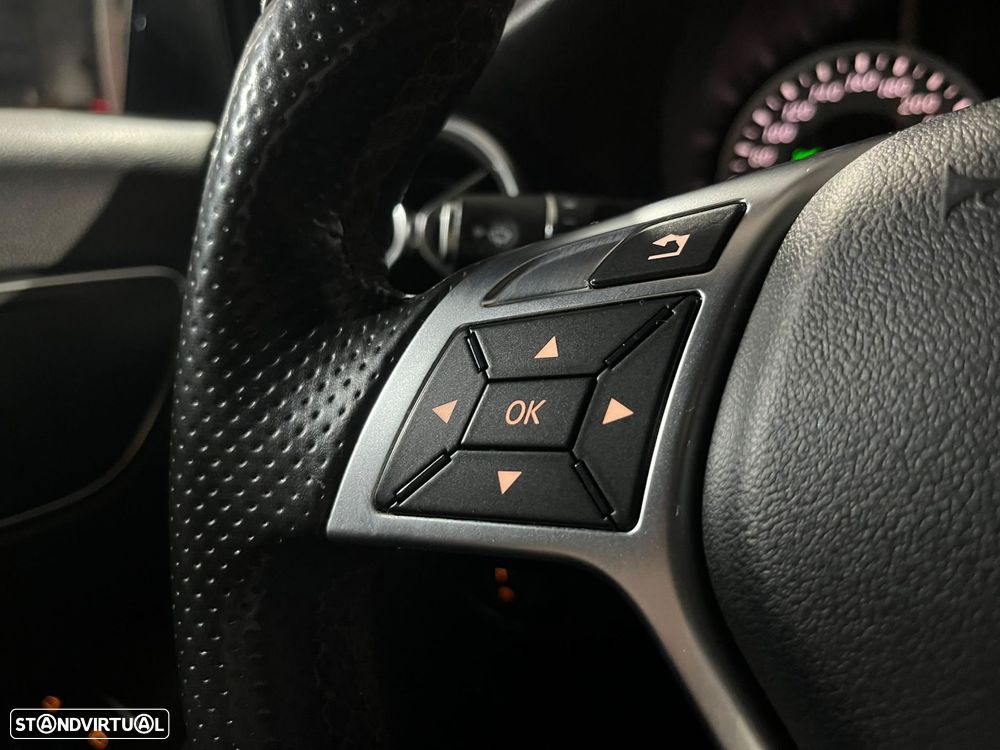 Mercedes-Benz A 200 - 23