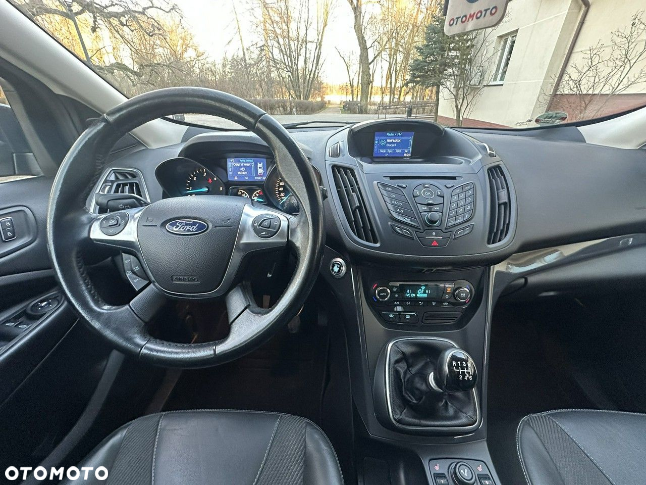 Ford Kuga - 34