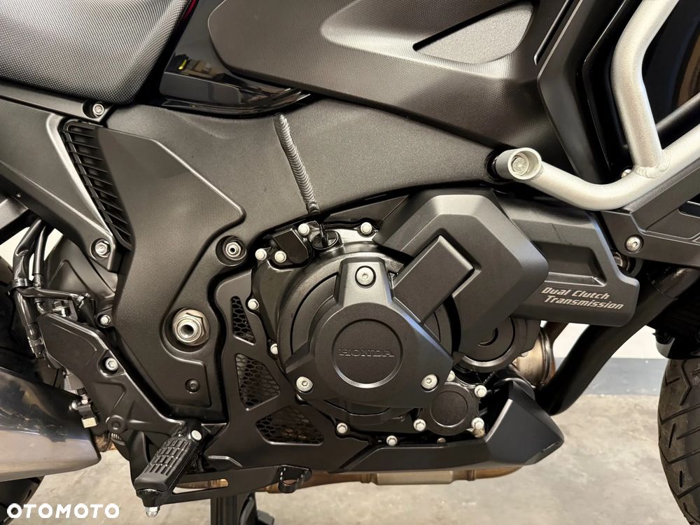 Honda VFR - 17