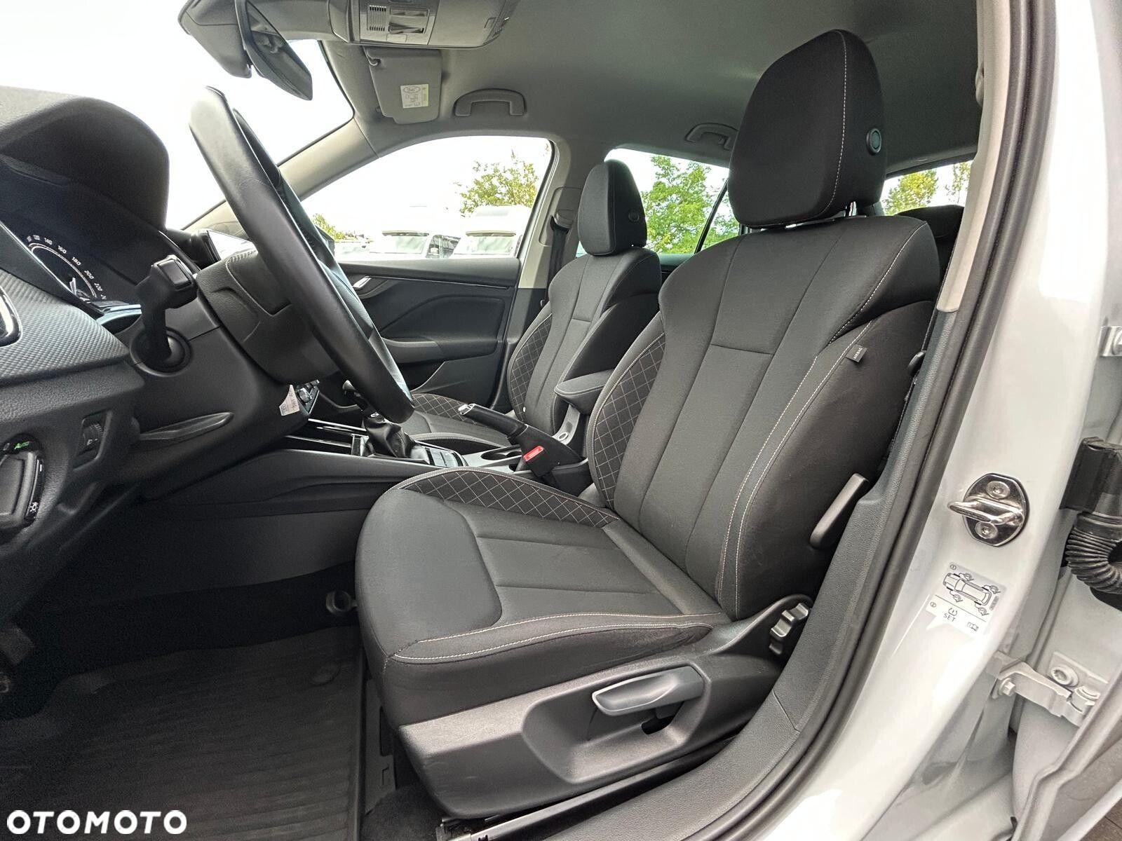 Skoda Kamiq 1.0 TSI Ambition DSG - 9