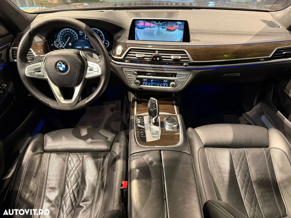 BMW Seria 7 740d xDrive - 27