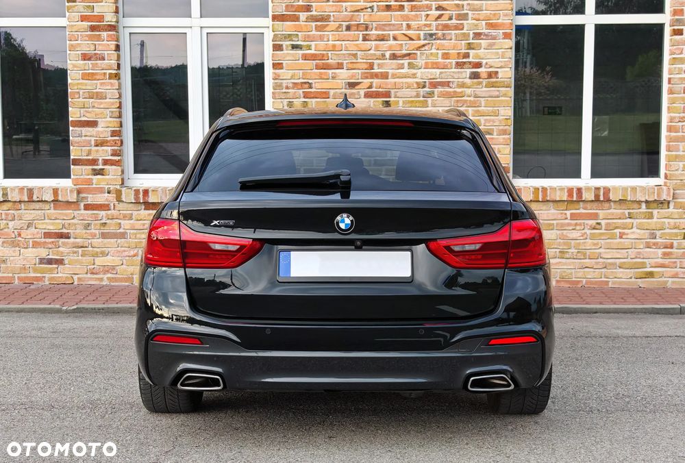 BMW Seria 5 520d xDrive M Sport Edition - 6