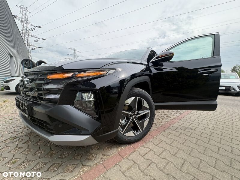 Hyundai Tucson 1.6 T-GDi HEV Executive 2WD - 32