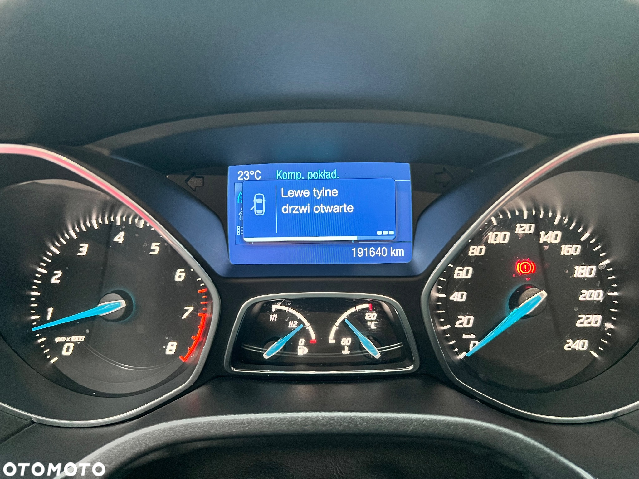 Ford Focus 1.6 EcoBoost Titanium - 18