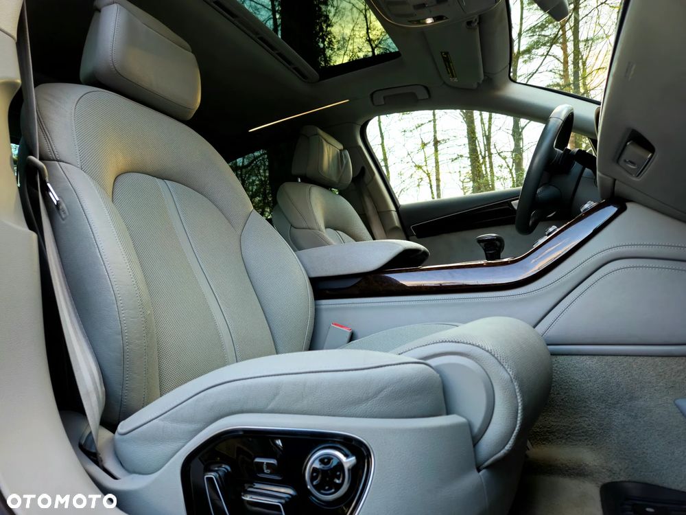 Audi A8 4.2 FSI L Quattro - 18