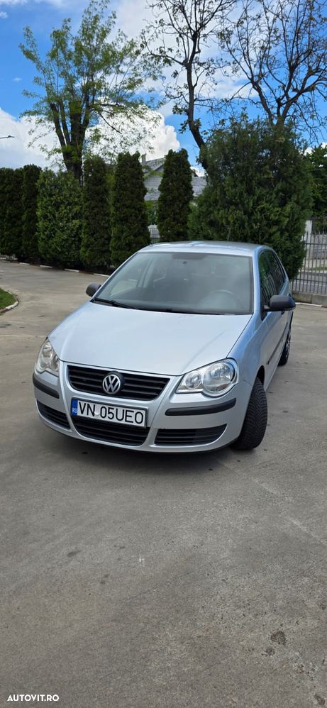 Volkswagen Polo 1.2 MATCH - 1