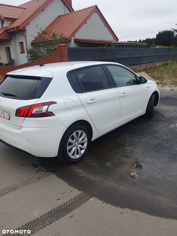Peugeot 308 - 4