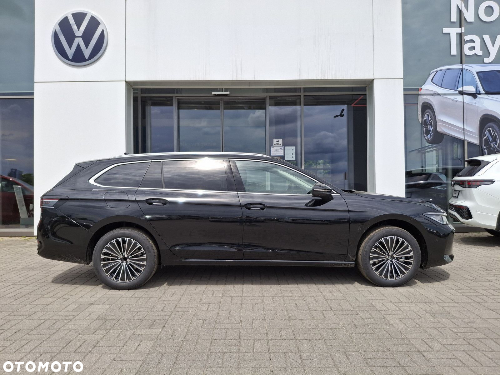 Volkswagen Passat 1.5 TSI EVO Elegance DSG - 4