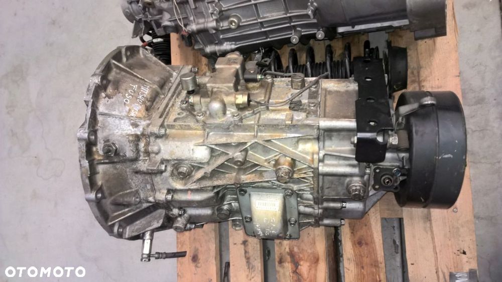 Skrzynia biegów MITSUBISHI CANTER FUSO - 4