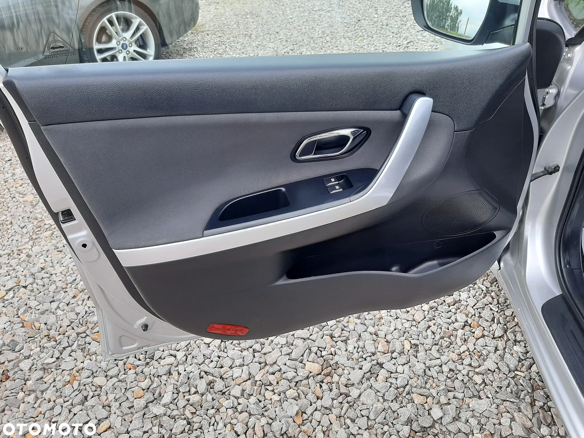 Kia Ceed 1.6 GDI SW Dream-Team Edition - 24