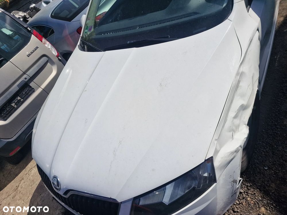 Maska przód  skoda  octavia  III  w  kolorze LF9E - 4
