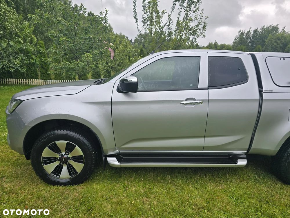 Isuzu D-Max - 11