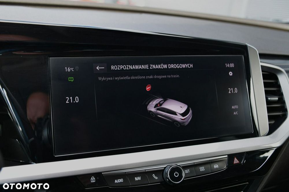Opel Grandland 1.2 T GS Line S&S - 31