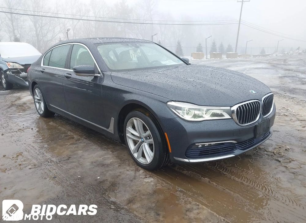BMW Seria 7 750Li Edition Exclusive - 25