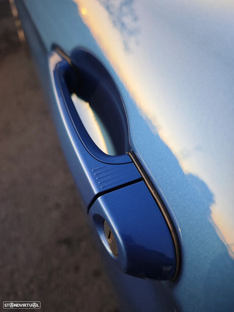 BMW 320 i Aut. M Sport - 14
