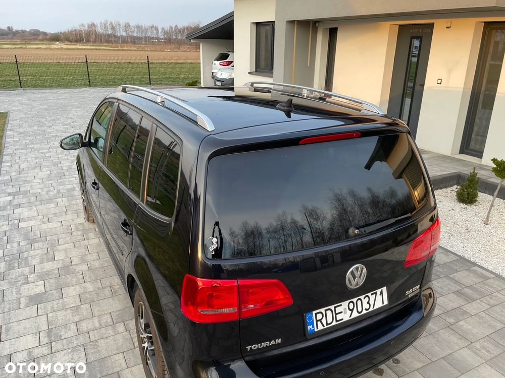 Volkswagen Touran 2.0 TDI DPF DSG MATCH - 27