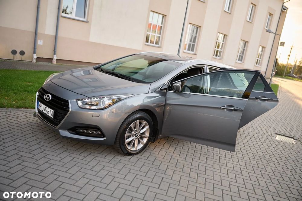 Hyundai i40 1.7 CRDi Premium DCT - 13