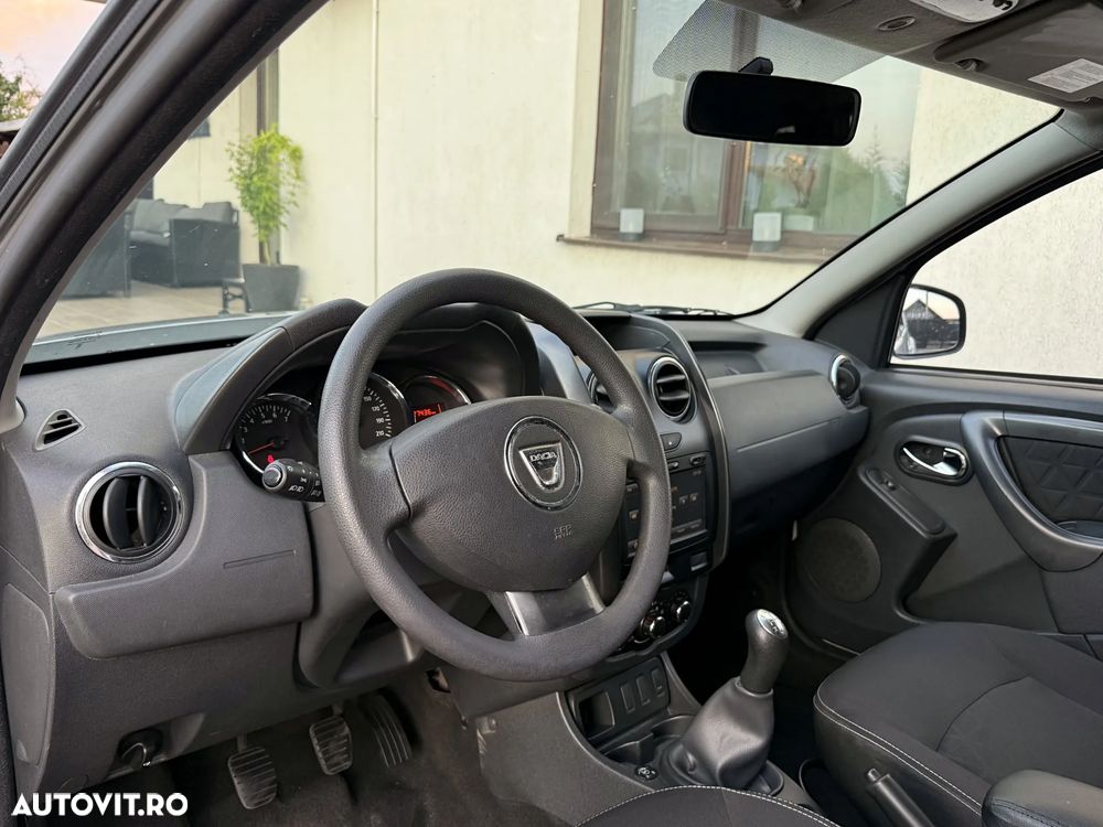 Dacia Duster 1.6 4x2 Prestige - 14