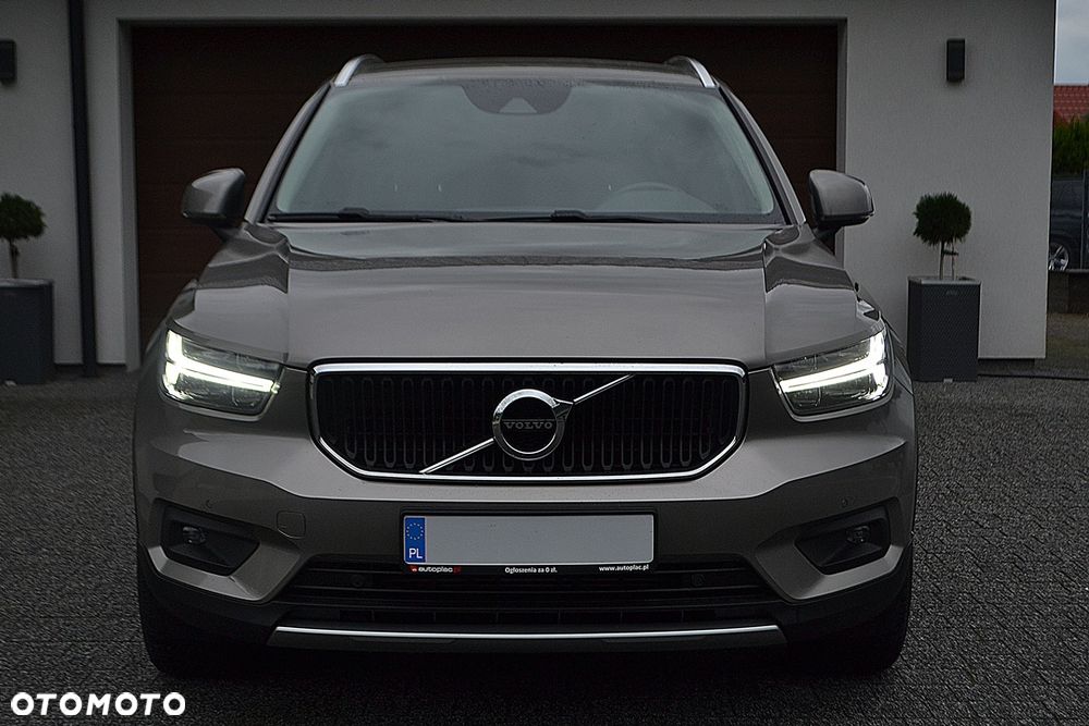 Volvo XC 40 D3 Momentum - 2