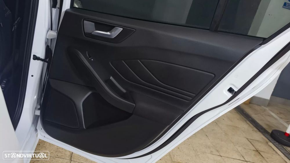 Ford Focus 1.0 EcoBoost MHEV ST-Line Aut. - 9