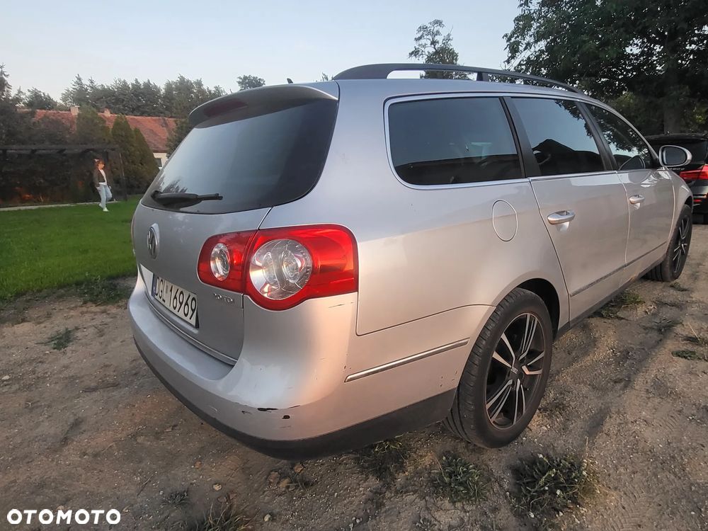 Volkswagen Passat 2.0 TDI 4Mot Highline - 3
