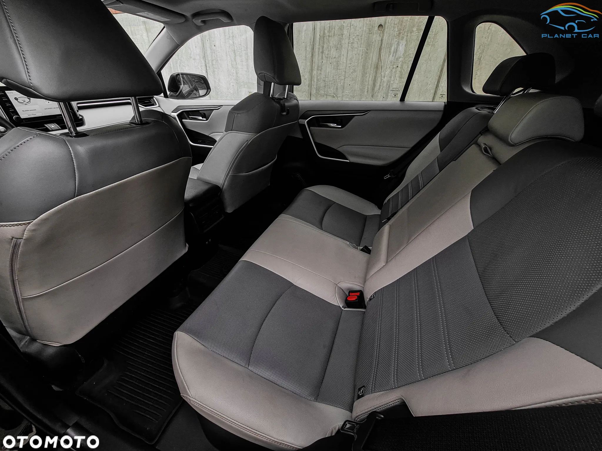 Toyota RAV4 2.5 4x4 Hybrid Black Edition - 18