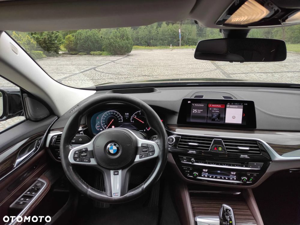 BMW 6GT - 18