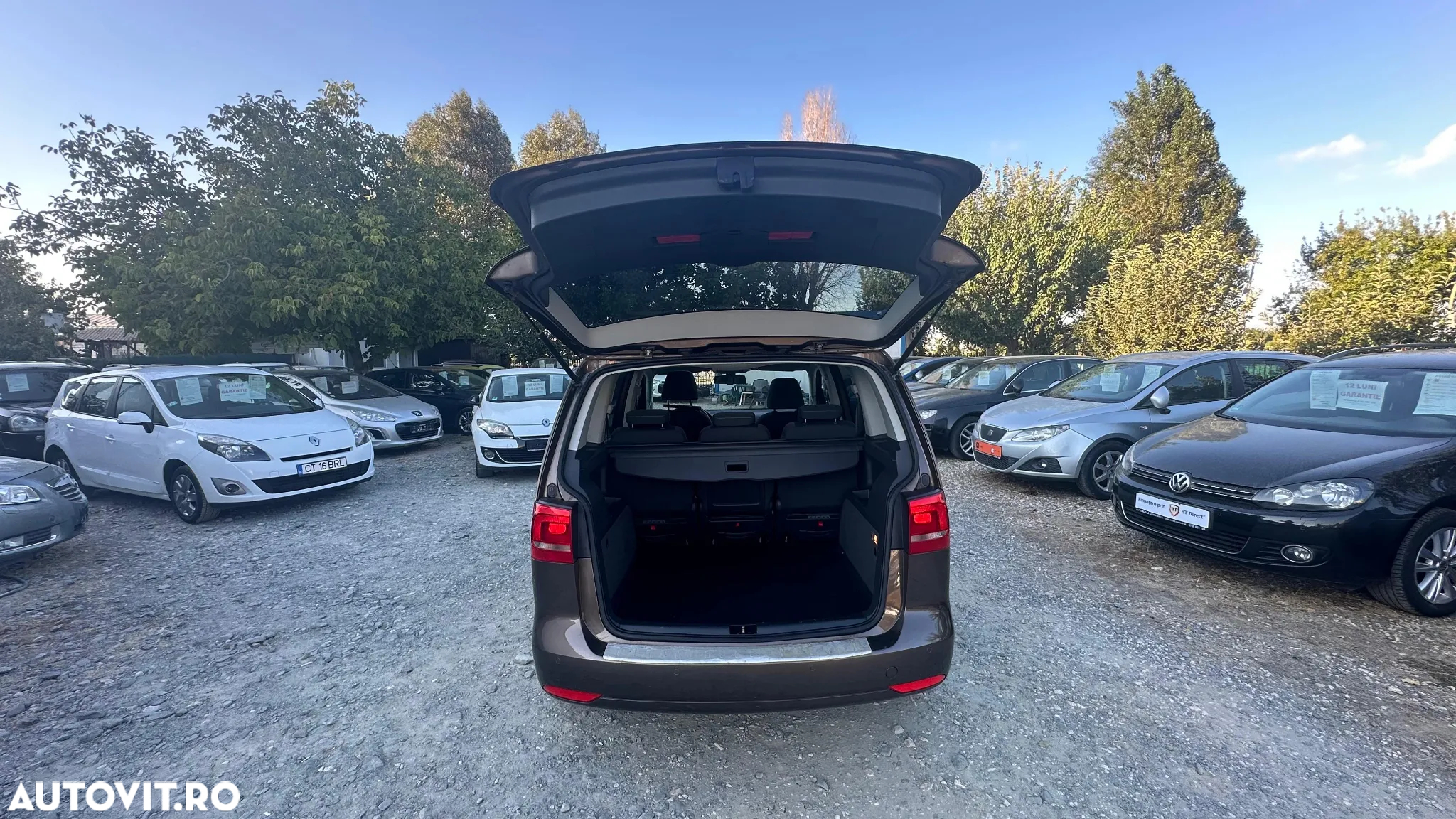 Volkswagen Touran 1.4 TSI MATCH - 16