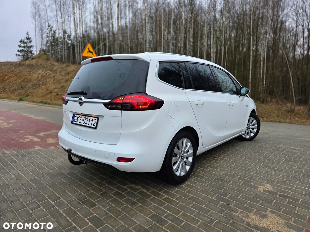 Opel Zafira - 2