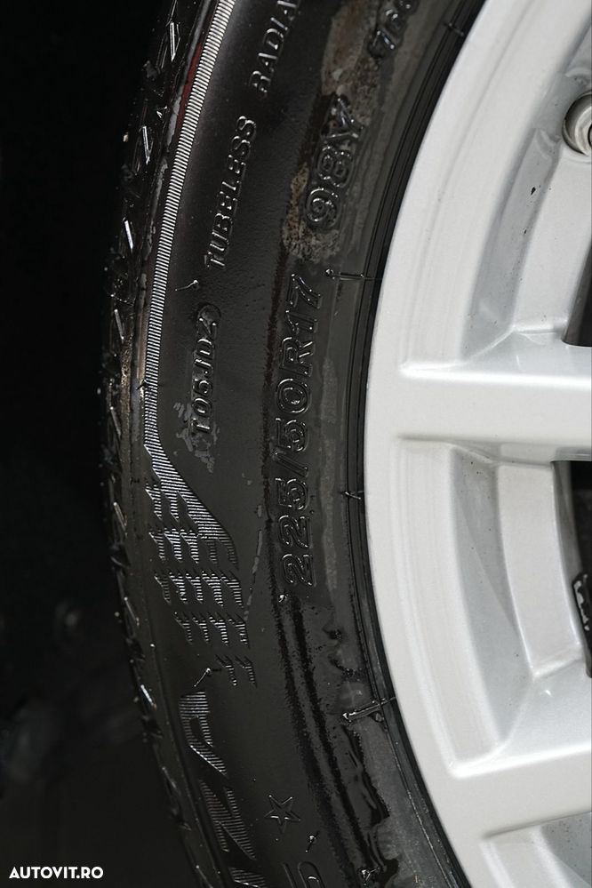BMW Seria 3 320e Aut. Luxury Line - 24