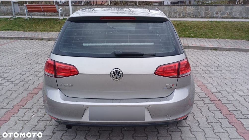 Volkswagen Golf 1.6 TDI BlueMotion Technology Comfortline - 8