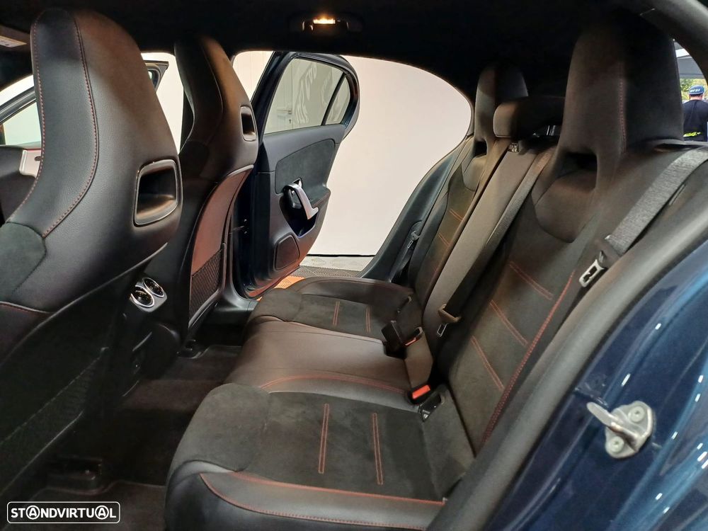 Mercedes-Benz A 180 - 13