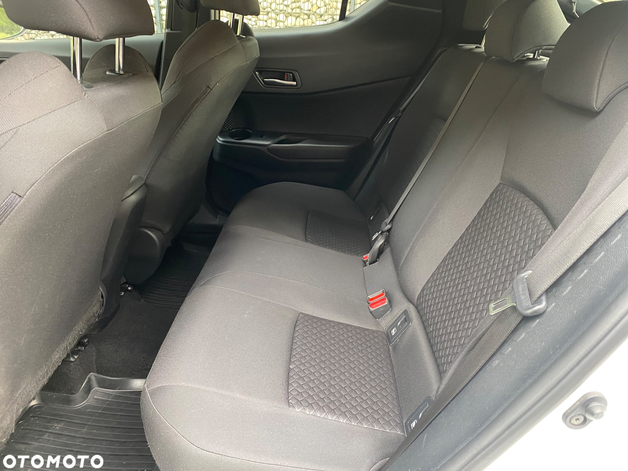 Toyota C-HR 1.8 Hybrid GPF Comfort - 12