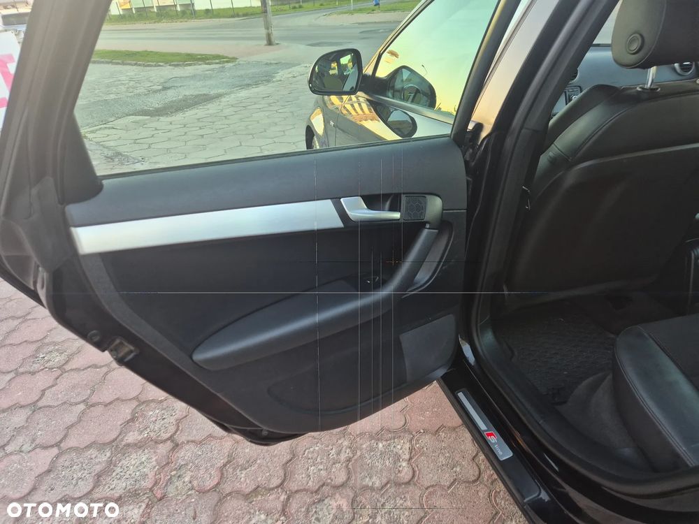 Audi A3 Sportback 1.8 TFSI S line Sportpaket Plus - 24