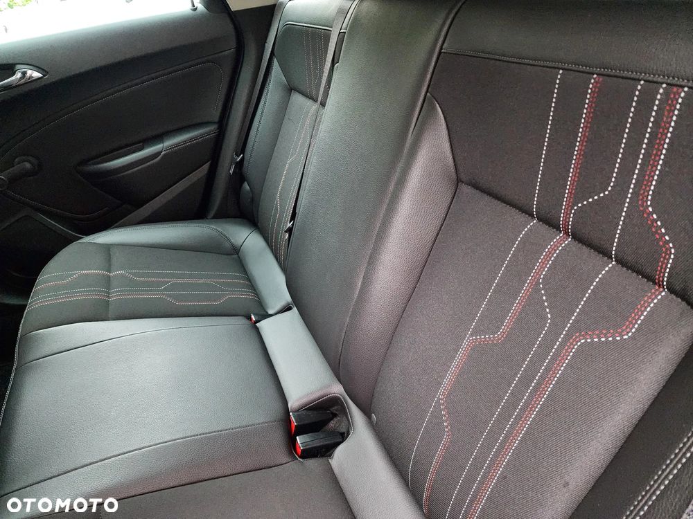Opel Astra 1.4 Turbo 150 Jahre - 31