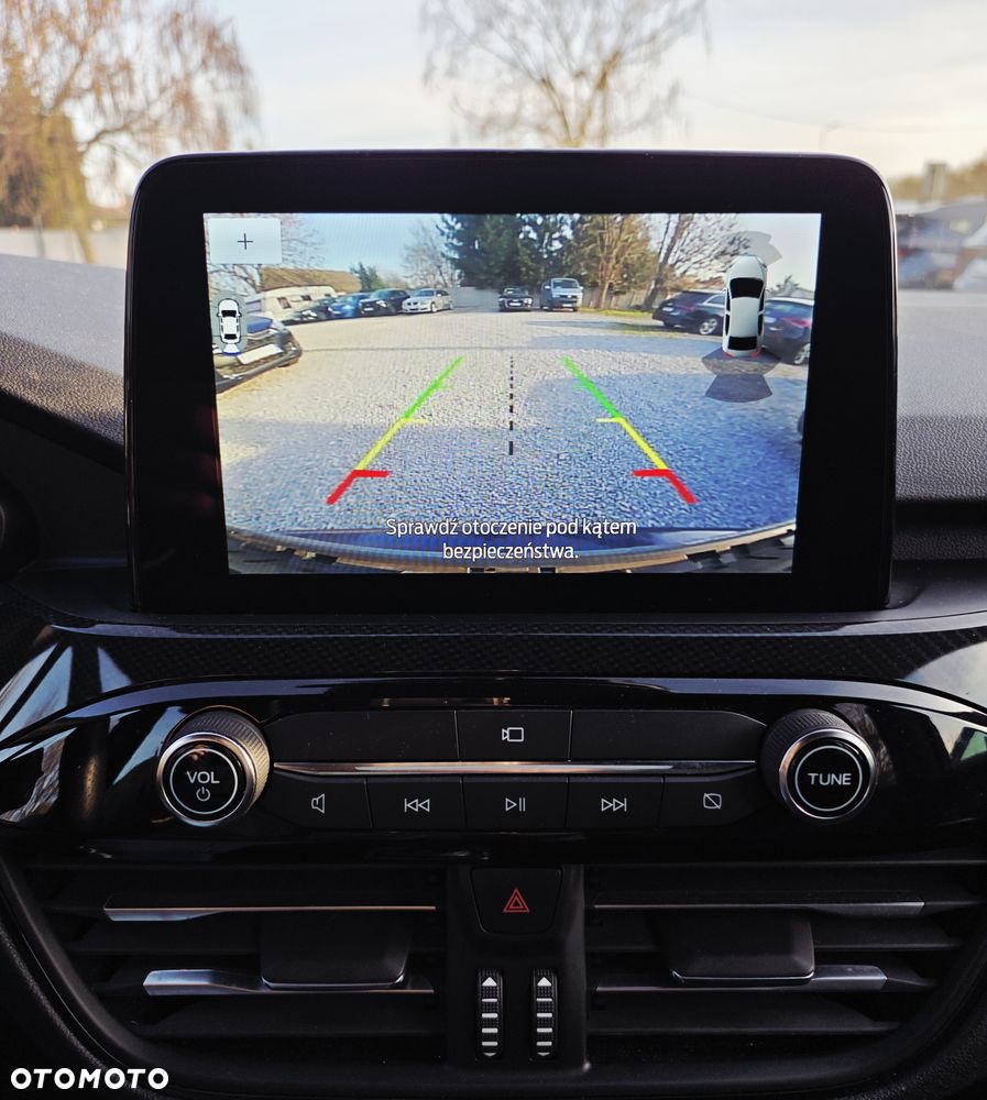 Ford Kuga 2.0 EcoBlue 4x4 ST-LINE - 17