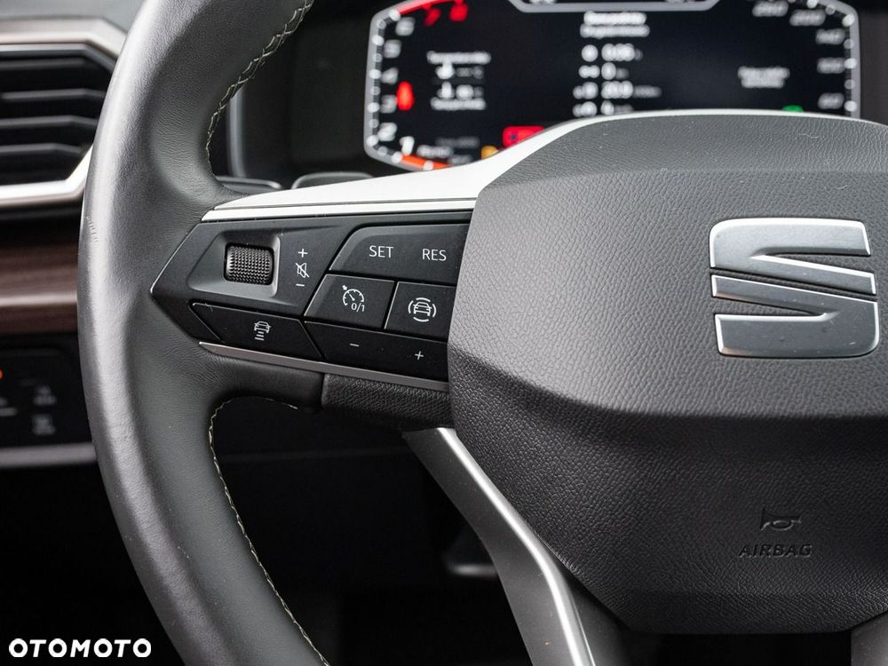 Seat Leon 1.5 eTSI Xcellence DSG - 13