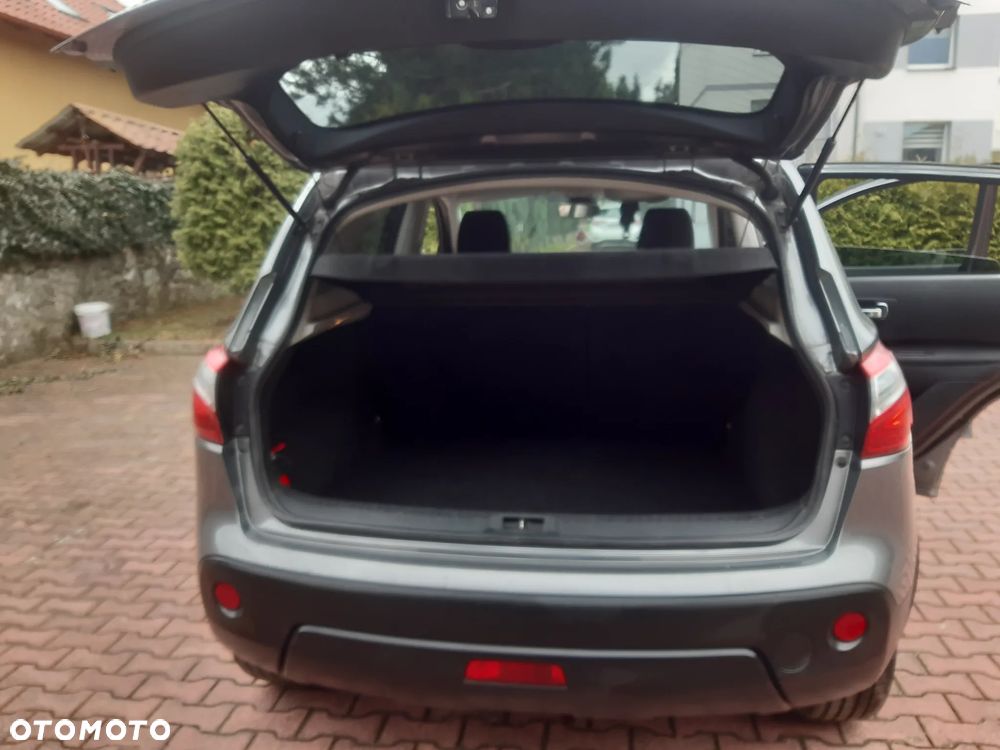 Nissan Qashqai 2.0 dCi Tekna - 8
