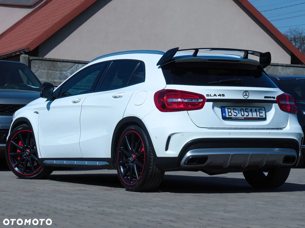 Mercedes-Benz GLA 45 AMG 4-Matic Edition 1 - 8