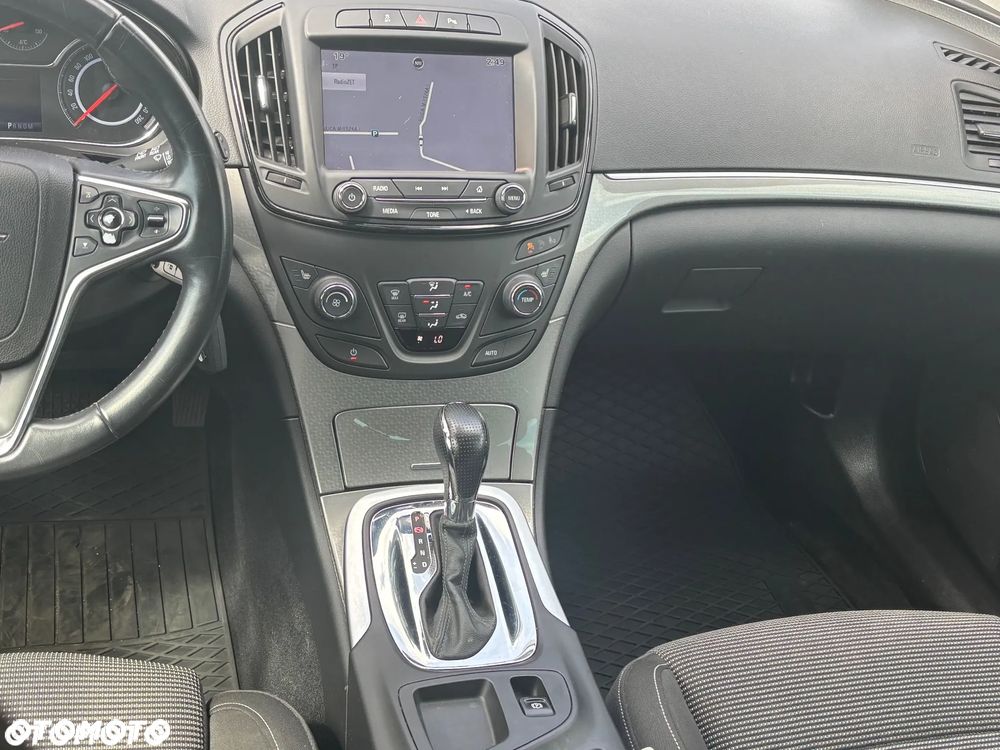 Opel Insignia 2.0 CDTI automatik Business Edition - 16