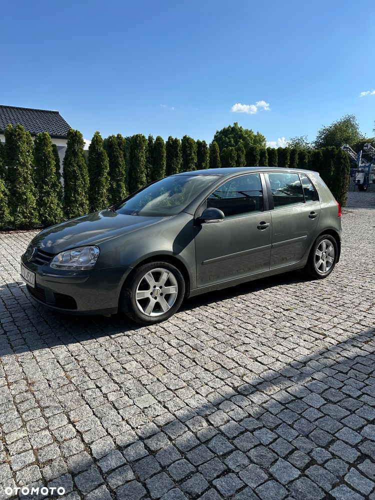 Volkswagen Golf 2.0 TDI DPF Trendline - 2