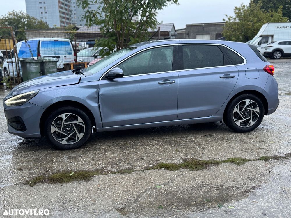 Hyundai i30 1.5 96CP M/T Highway - 9