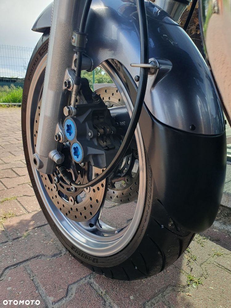 Yamaha XJR - 20