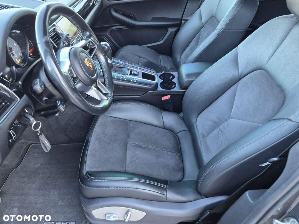 Porsche Macan - 21