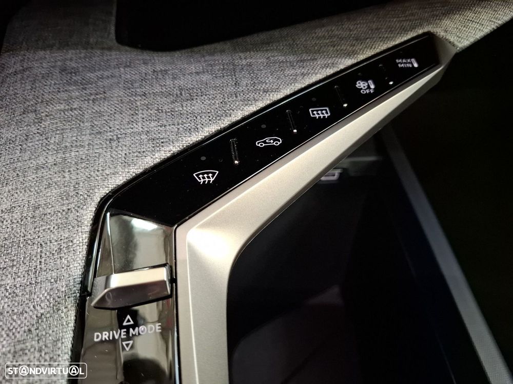 Peugeot 5008 1.2 Hybrid Allure e-DCS6 - 22