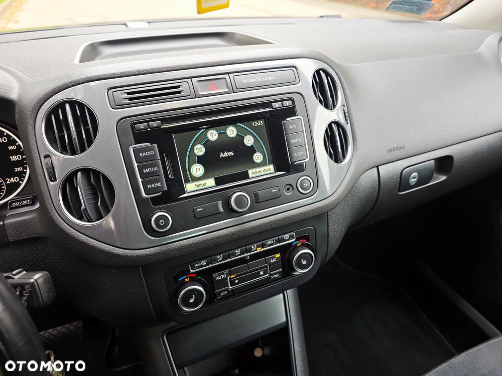 Volkswagen Tiguan 2.0 TDI 4Mot R-Style DSG - 10