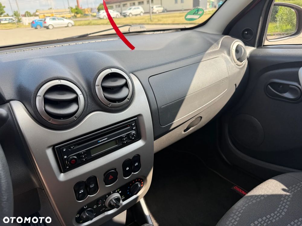 Dacia Sandero 1.6 MPI Stepway - 32